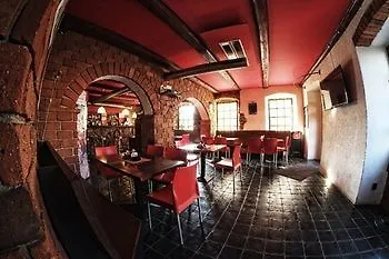 Penzion, Restaurant Gloria Pensjonat 3*